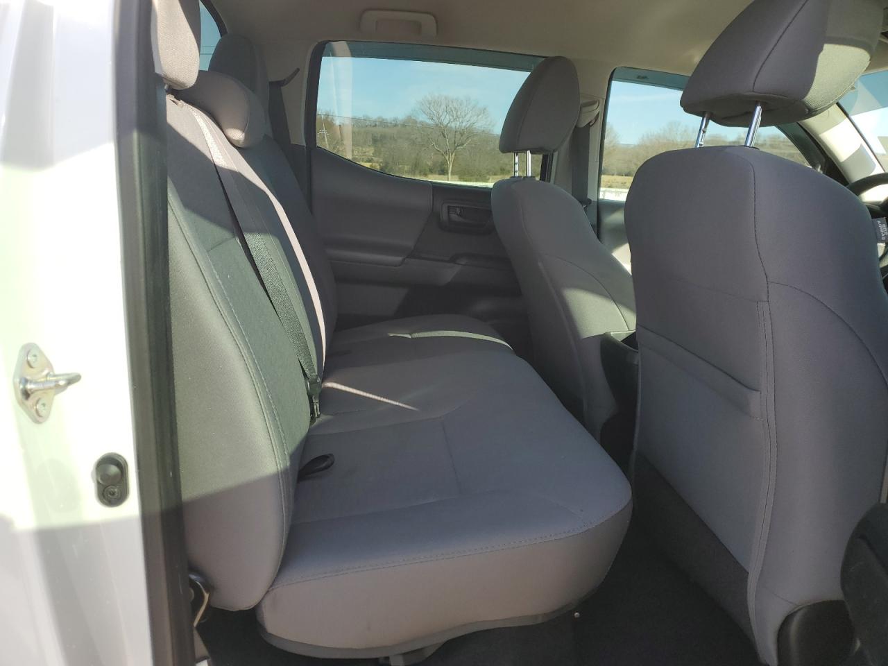 2017 Toyota Tacoma - Image 10