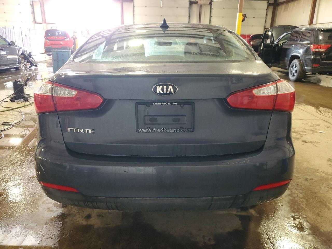 2014 Kia Forte - Image 6