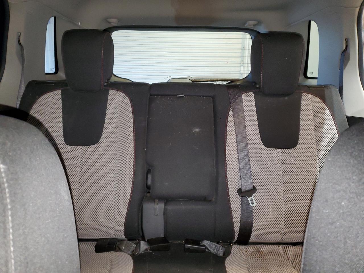 2017 GMC Terrain - Image 10
