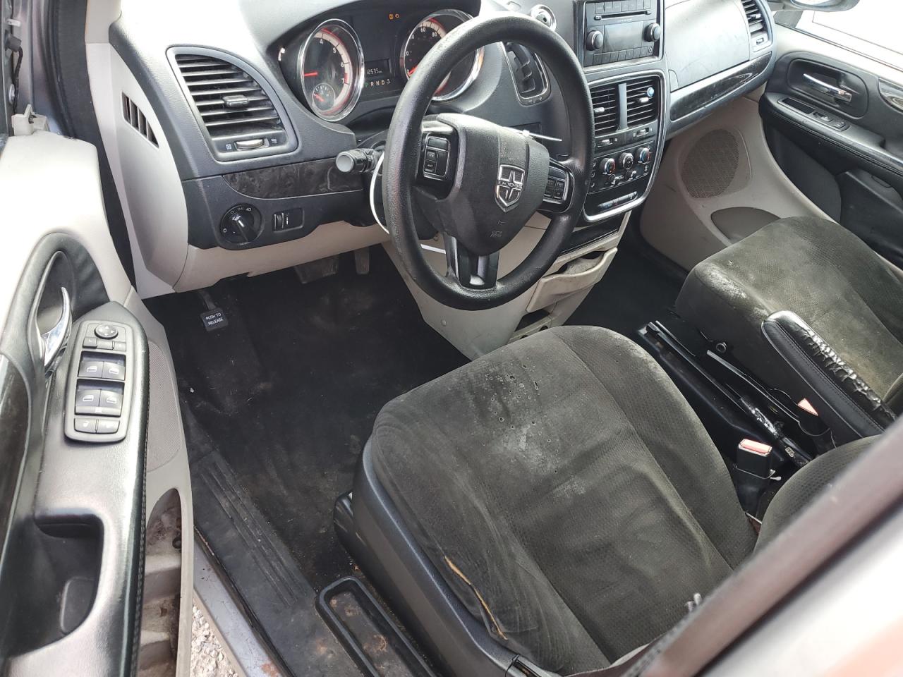 2016 Dodge Caravan - Image 8