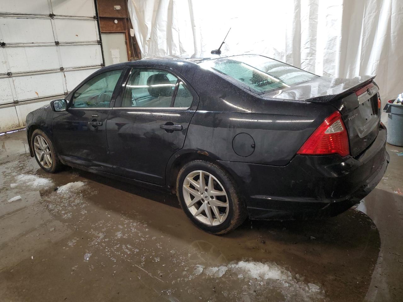 2012 Ford Fusion - Image 2