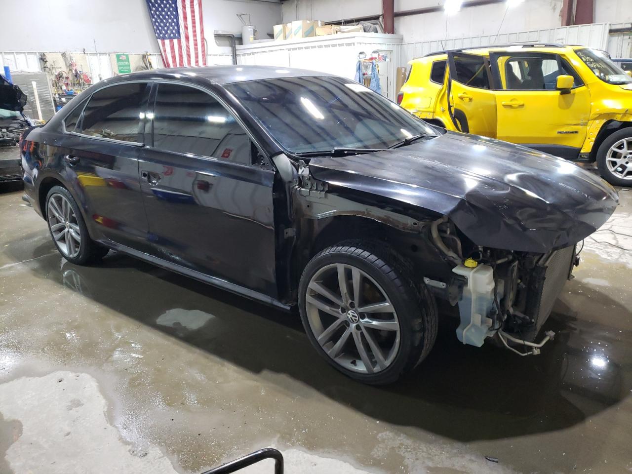 2018 Volkswagen Passat - Image 4