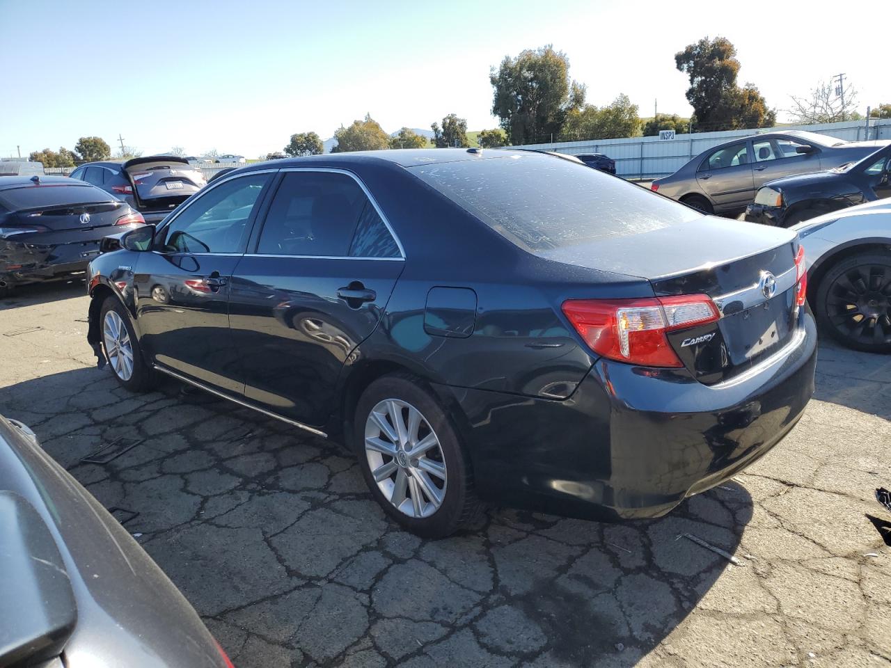 2014 Toyota Camry - Image 2