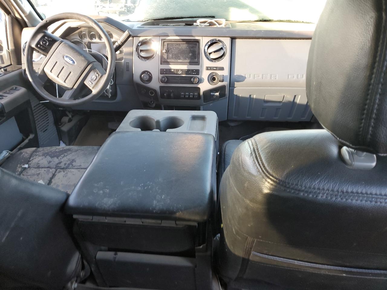 2015 Ford F250 - Image 8