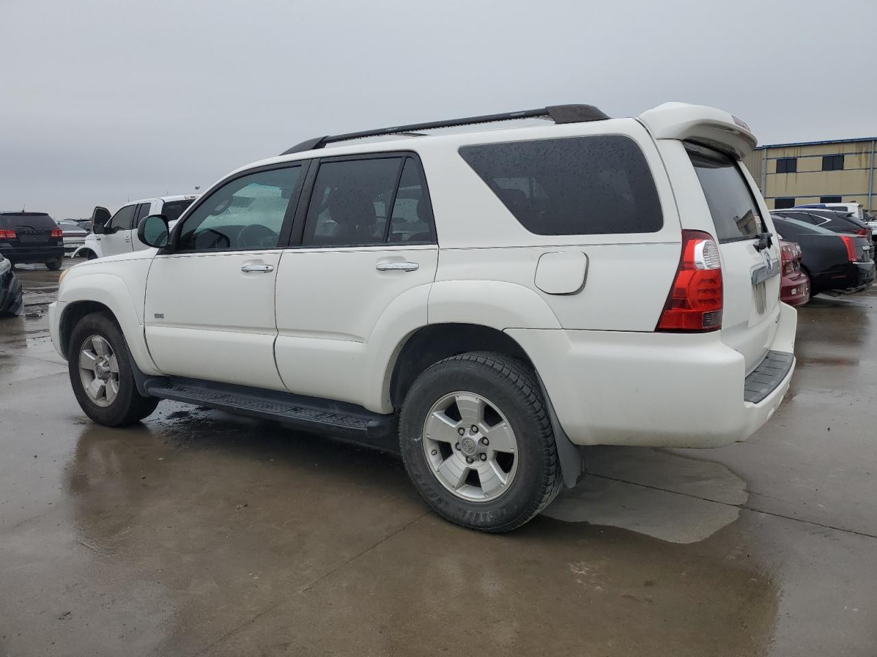 2007 Toyota 4Runner - Image 2