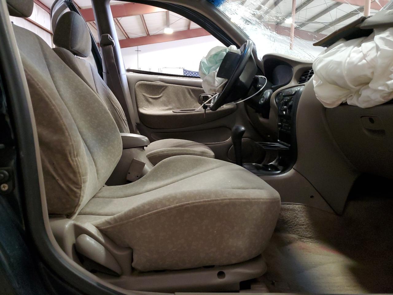 2000 Hyundai Elantra - Image 7