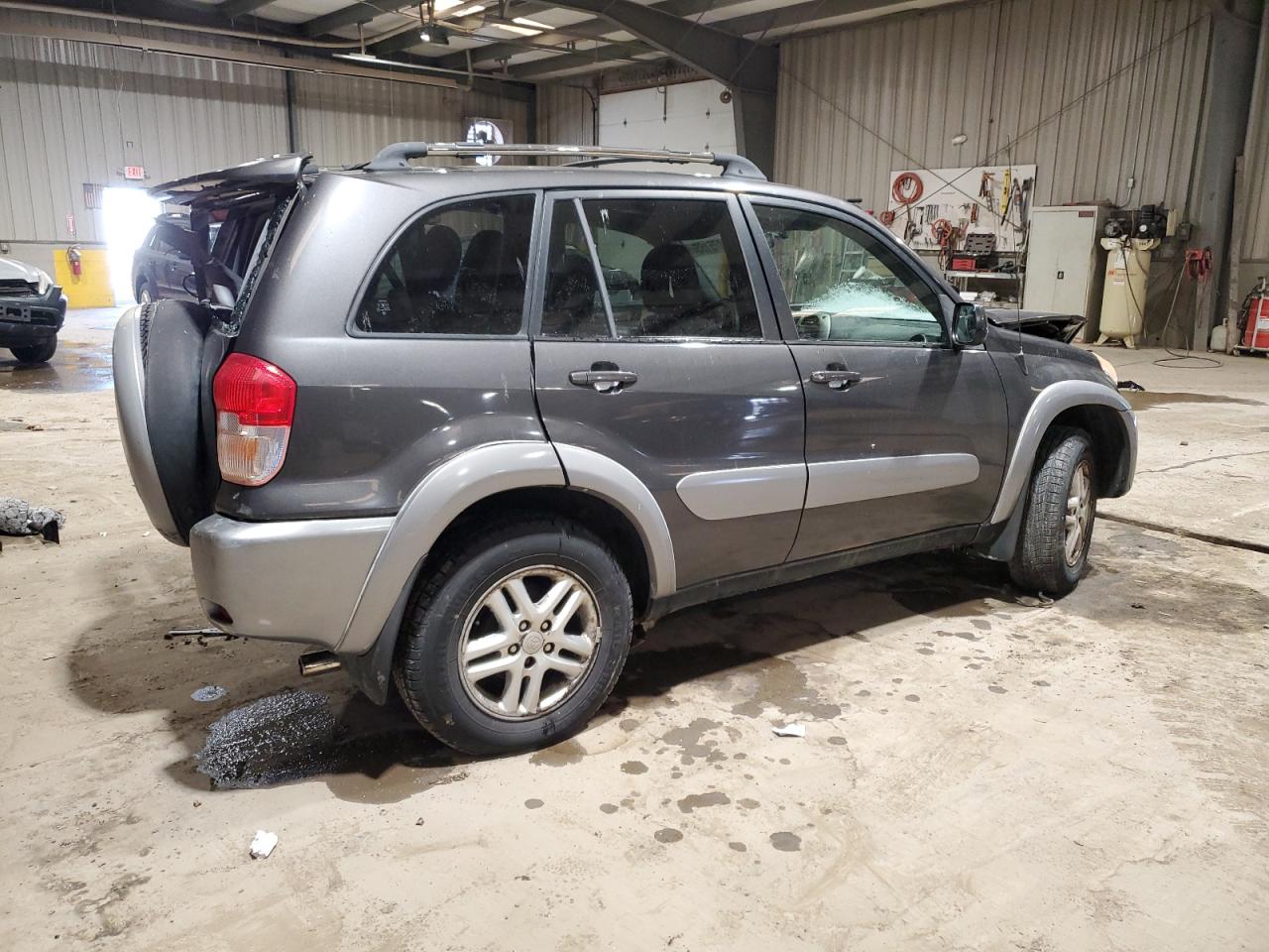 2003 Toyota RAV 4 - Image 3