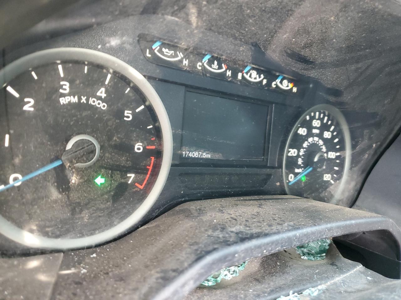 2015 Ford F-150 - Image 9