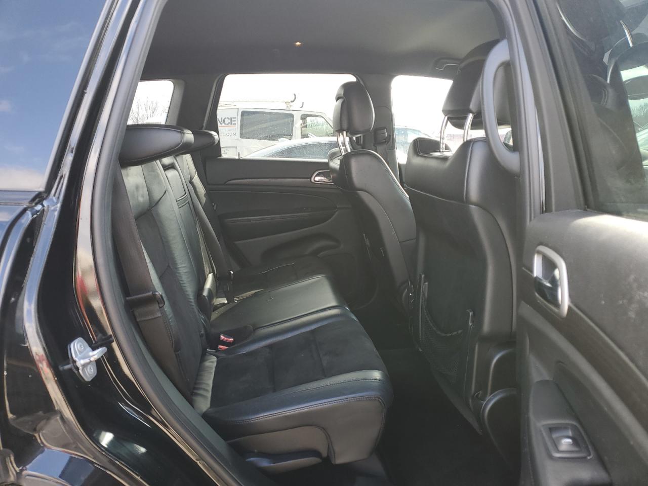 2018 Jeep Grand Cherokee - Image 11