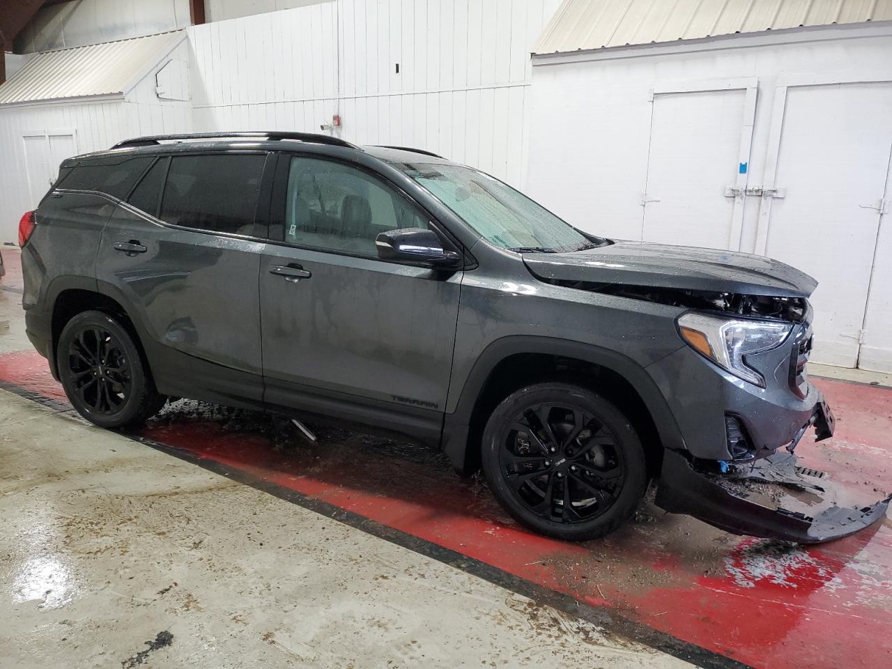 2021 GMC Terrain - Image 4