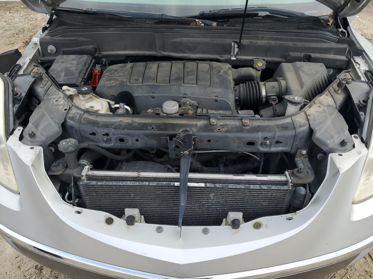 2010 Buick Enclave - Image 12