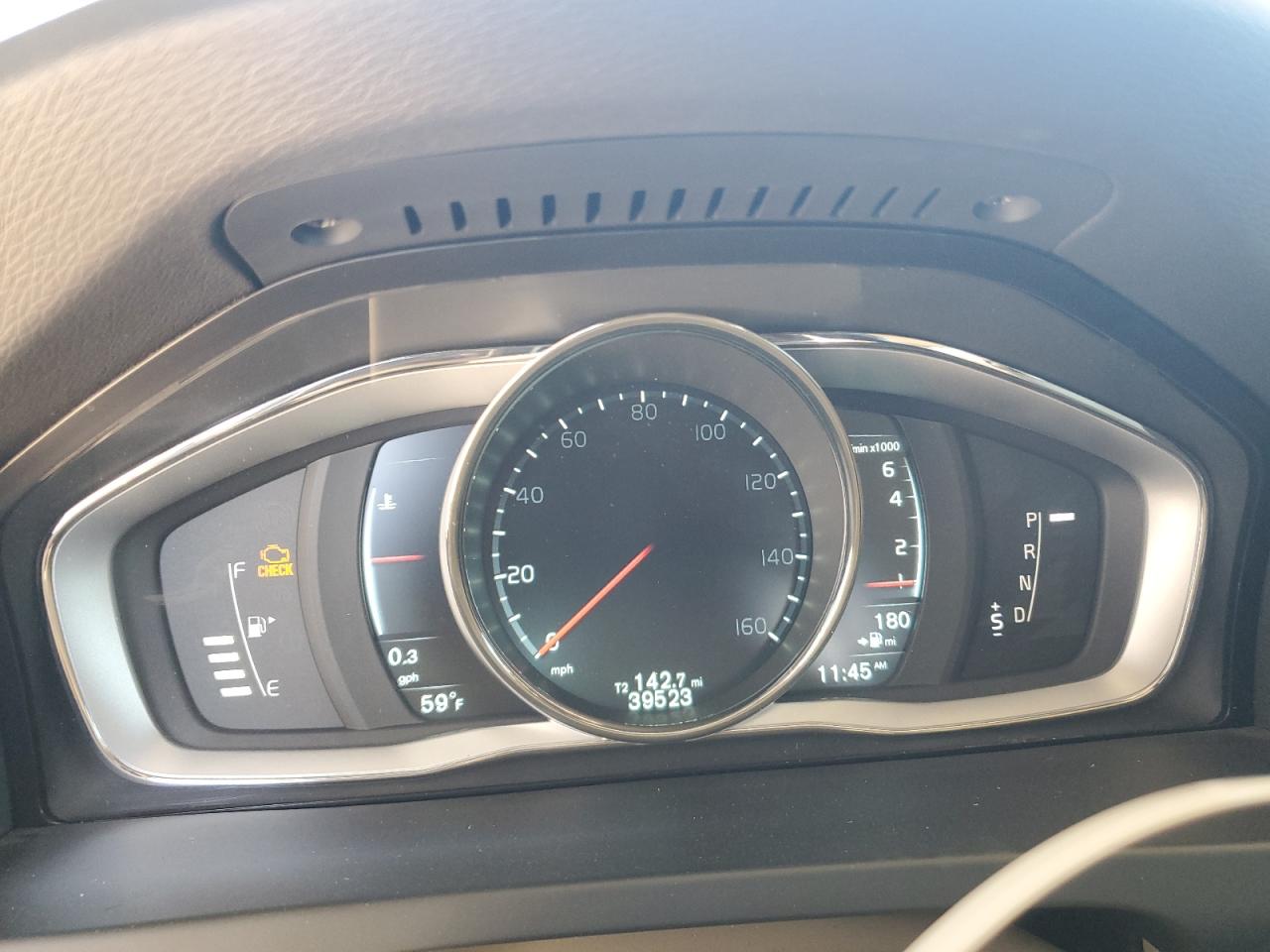 2015 Volvo V60 - Image 9