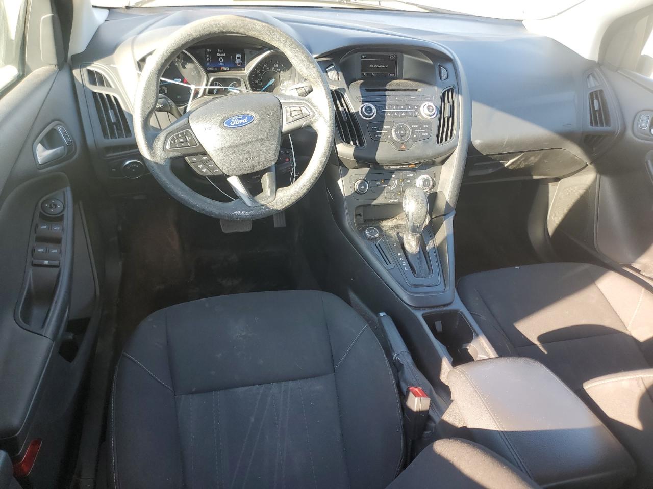 2017 Ford Focus - Image 8