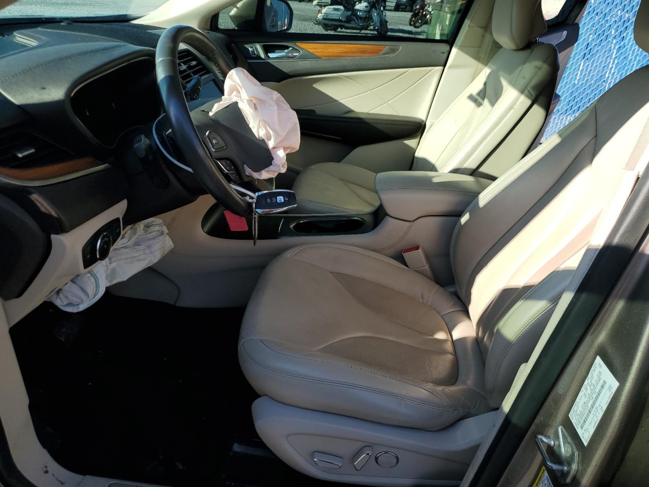 2019 Lincoln MKC - Image 7