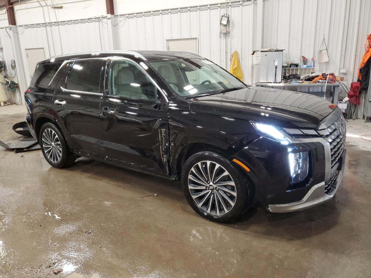 2024 Hyundai Palisade - Image 4