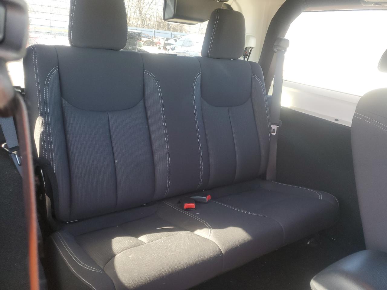 2018 Jeep Wrangler - Image 11