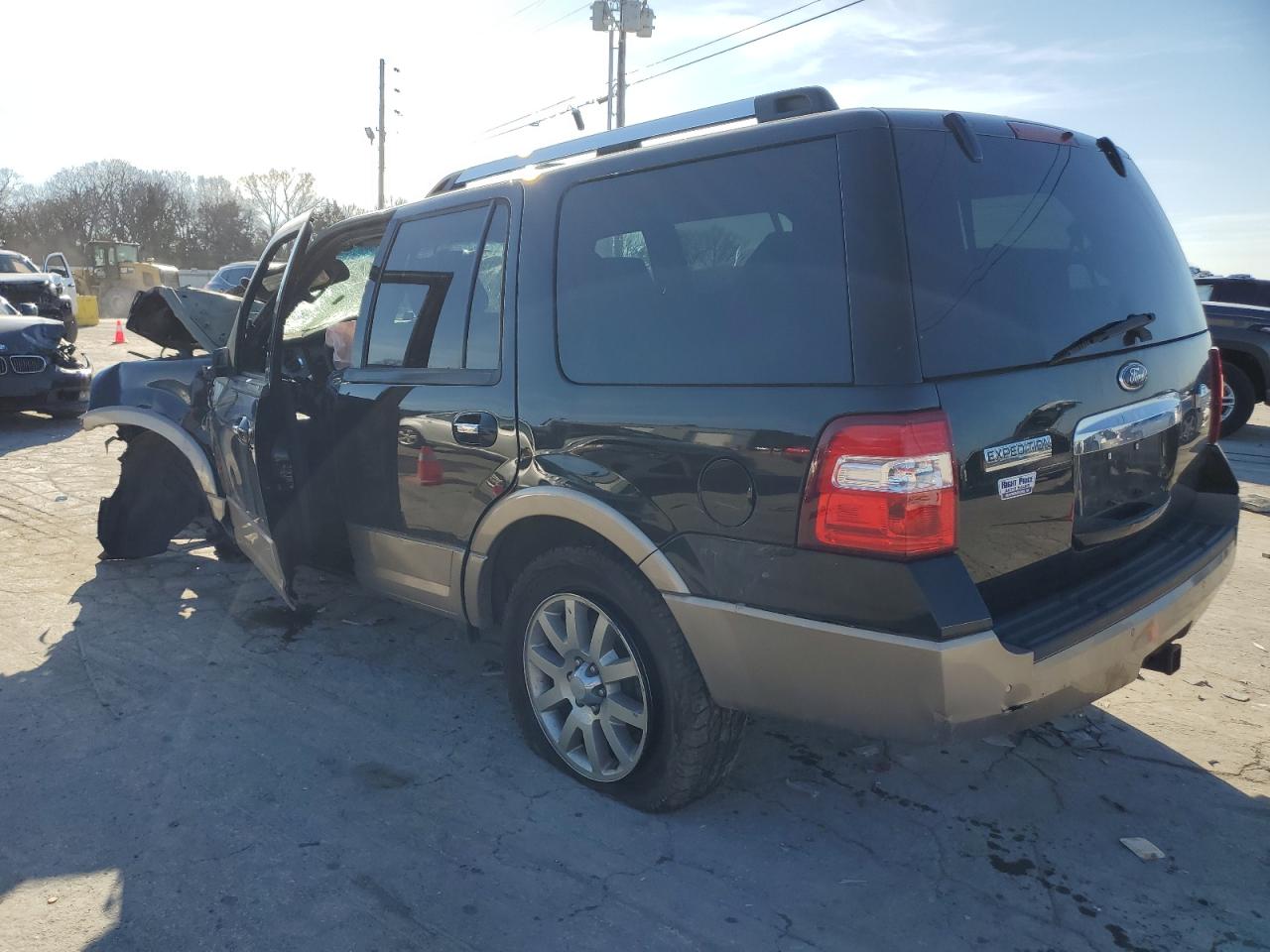 2014 Ford Expedition - Image 2