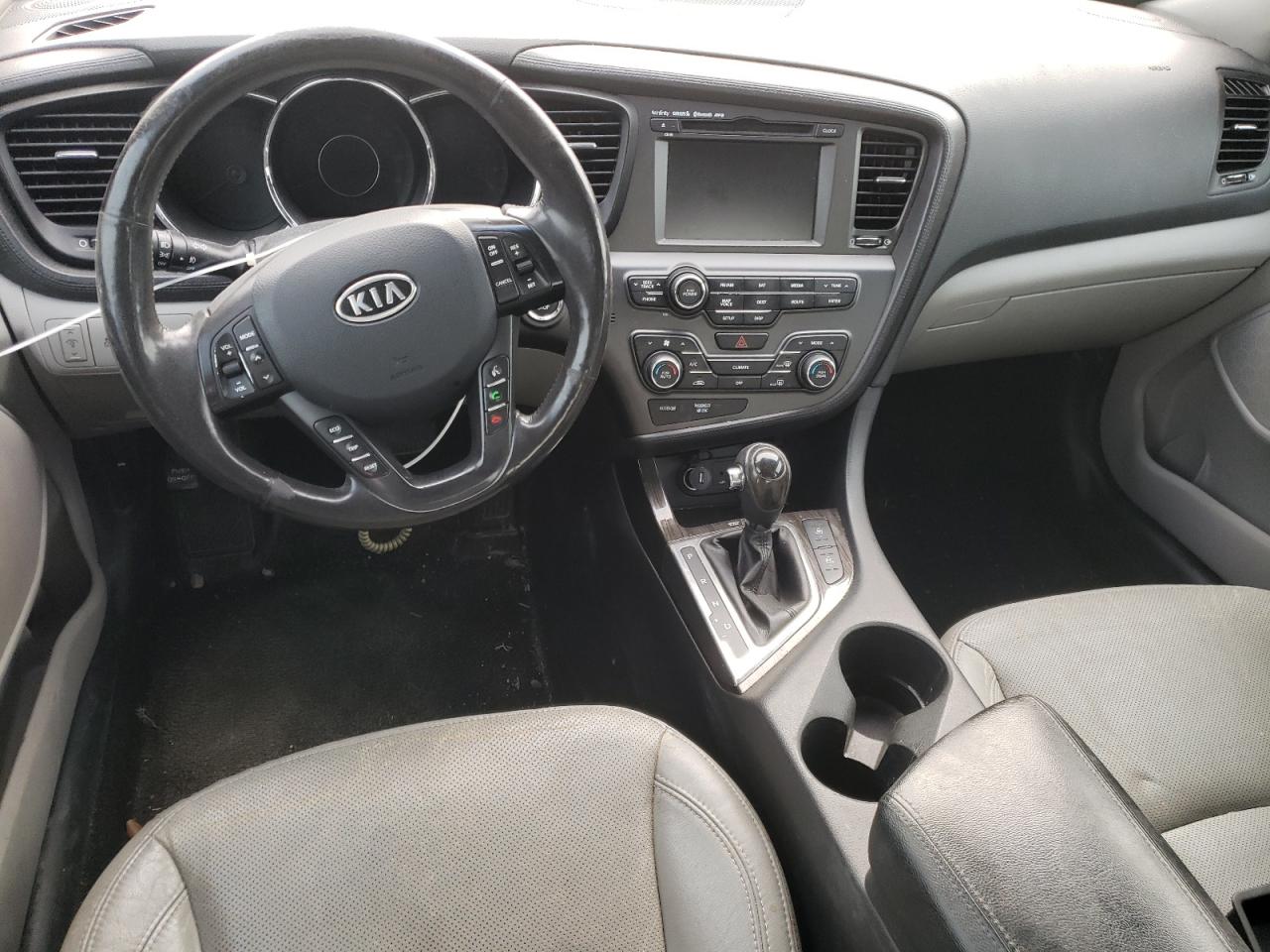 2012 Kia Optima - Image 8