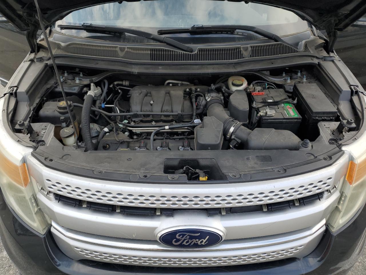 2013 Ford Explorer - Image 14