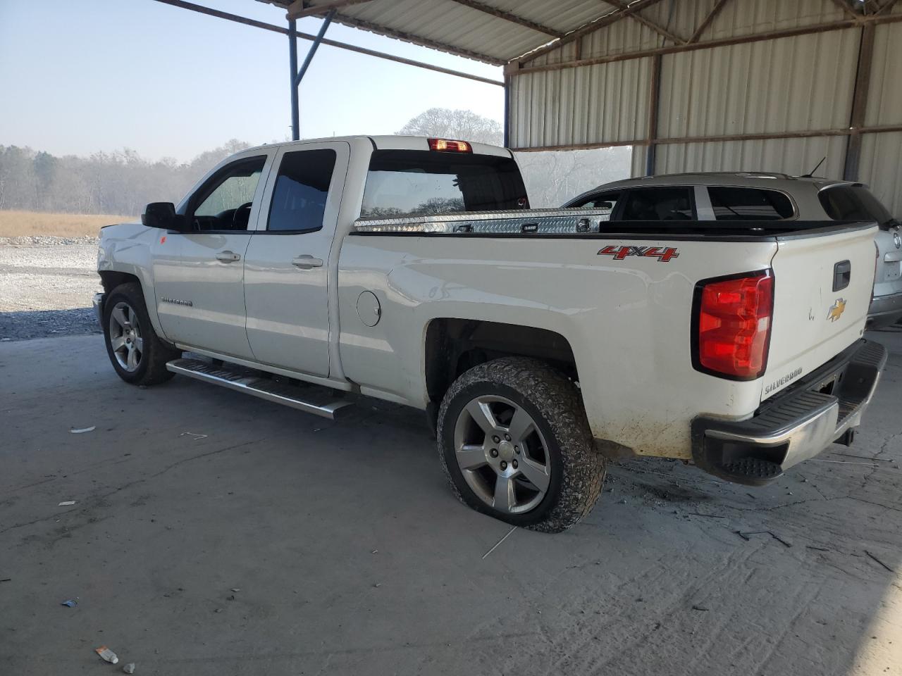 2014 Chevrolet Silverado - Image 2