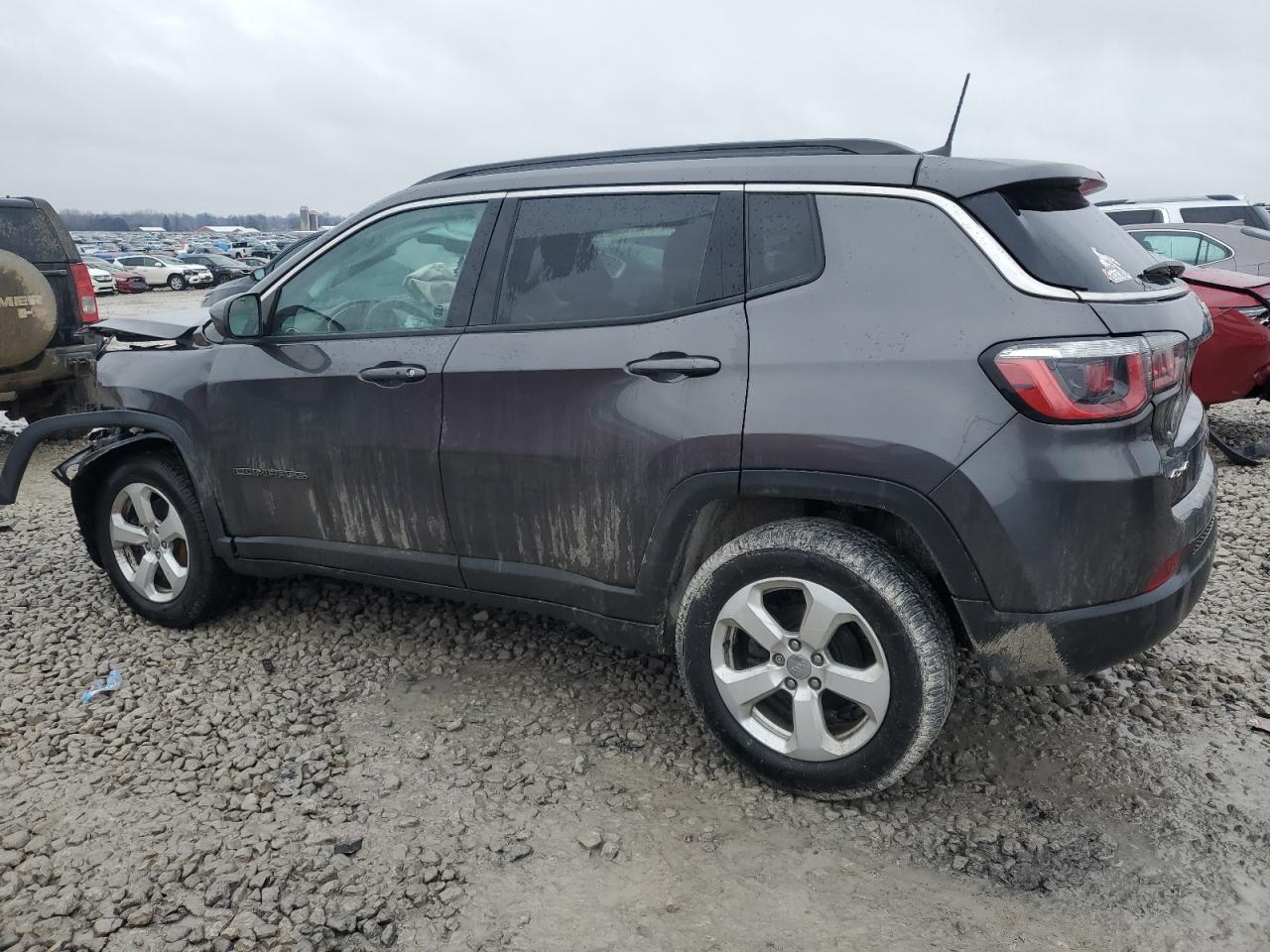 2019 Jeep Compass - Image 2