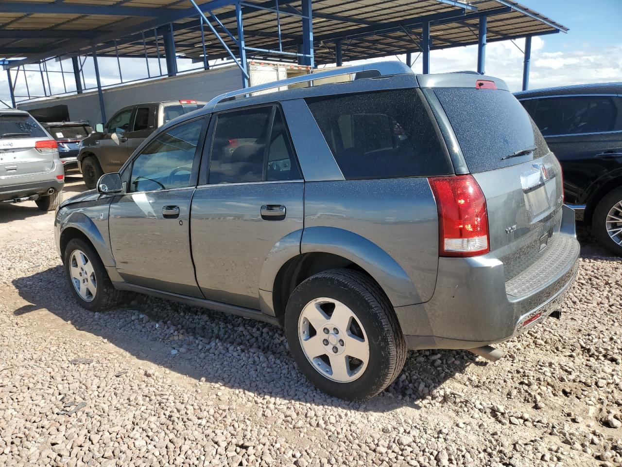 2006 Saturn VUE - Image 2