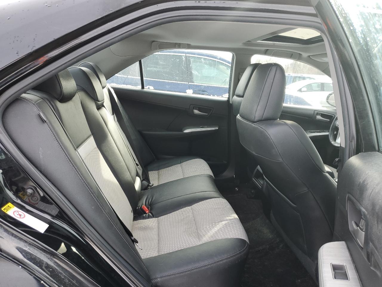 2012 Toyota Camry - Image 10