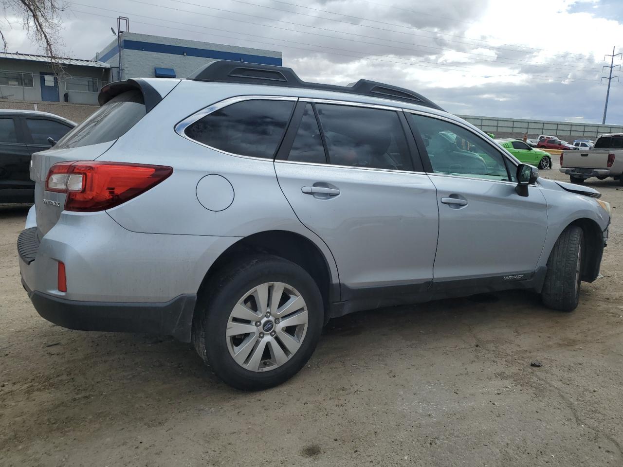 2015 Subaru Outback - Image 3
