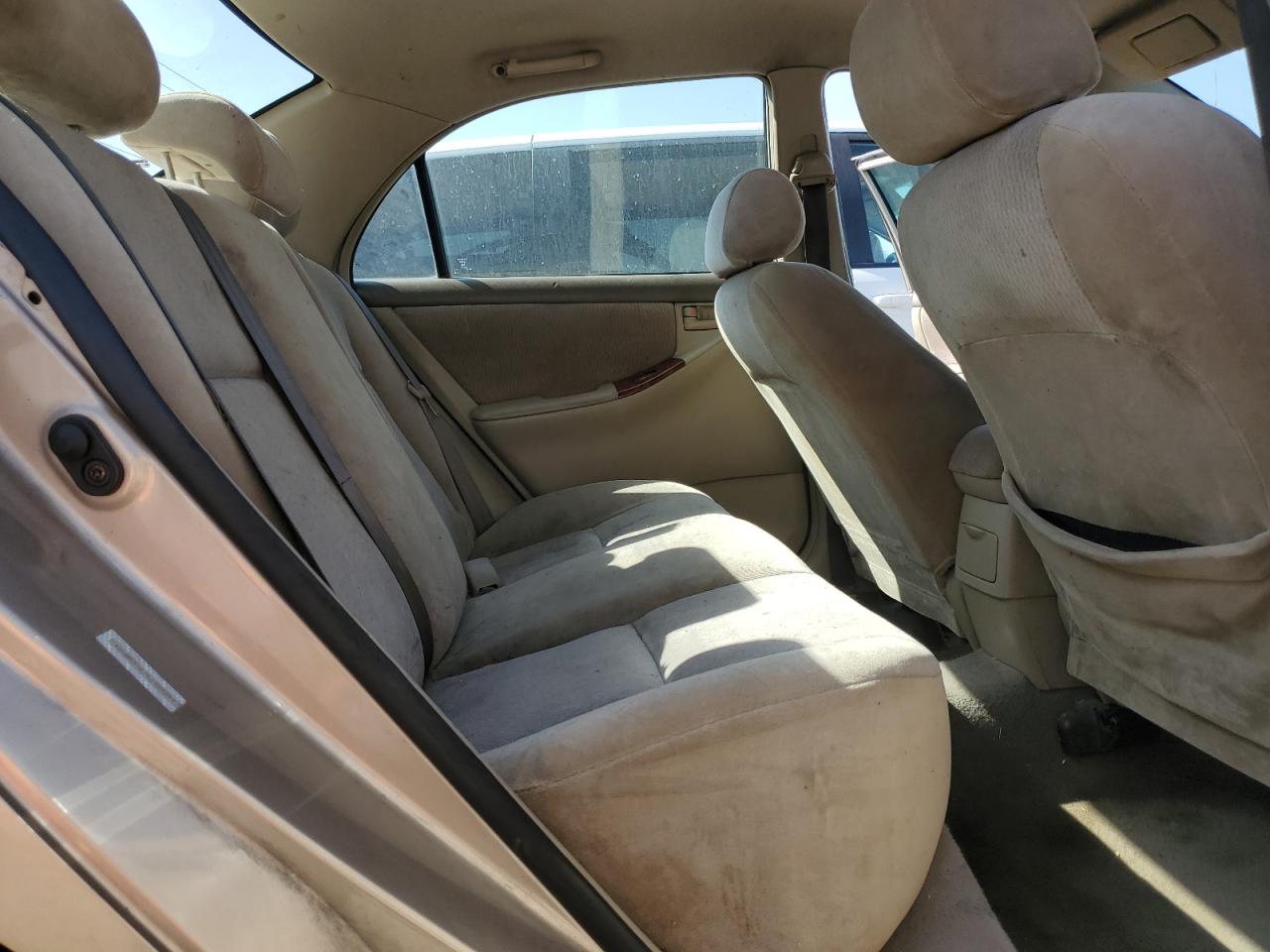 2005 Toyota Corolla - Image 10