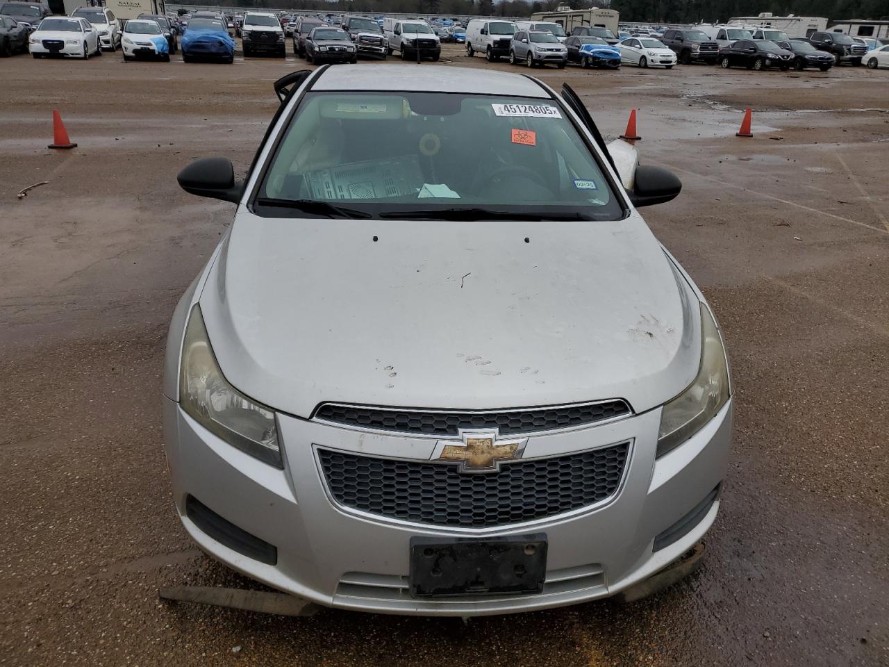 2013 Chevrolet Cruze - Image 5