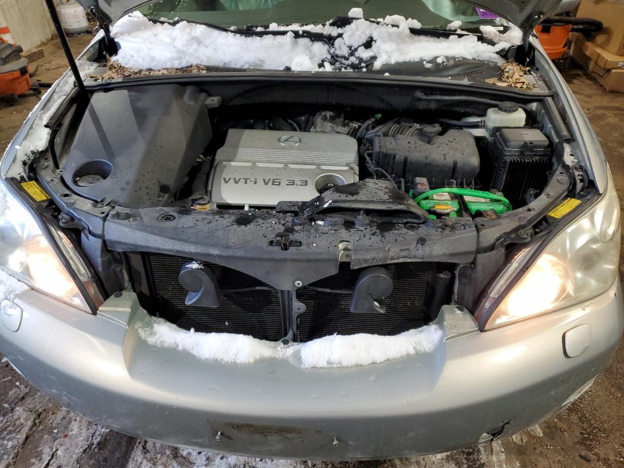 2005 Lexus RX - Image 12