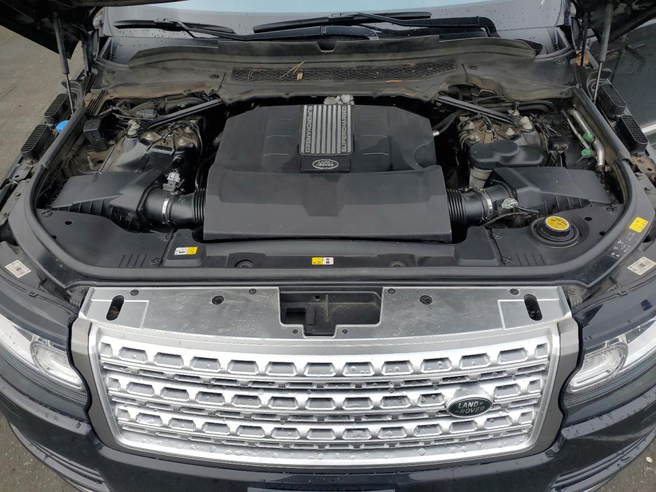 2016 Land Rover Range Rover - Image 12