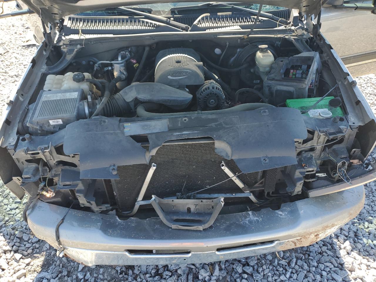 2006 Chevrolet Silverado - Image 12