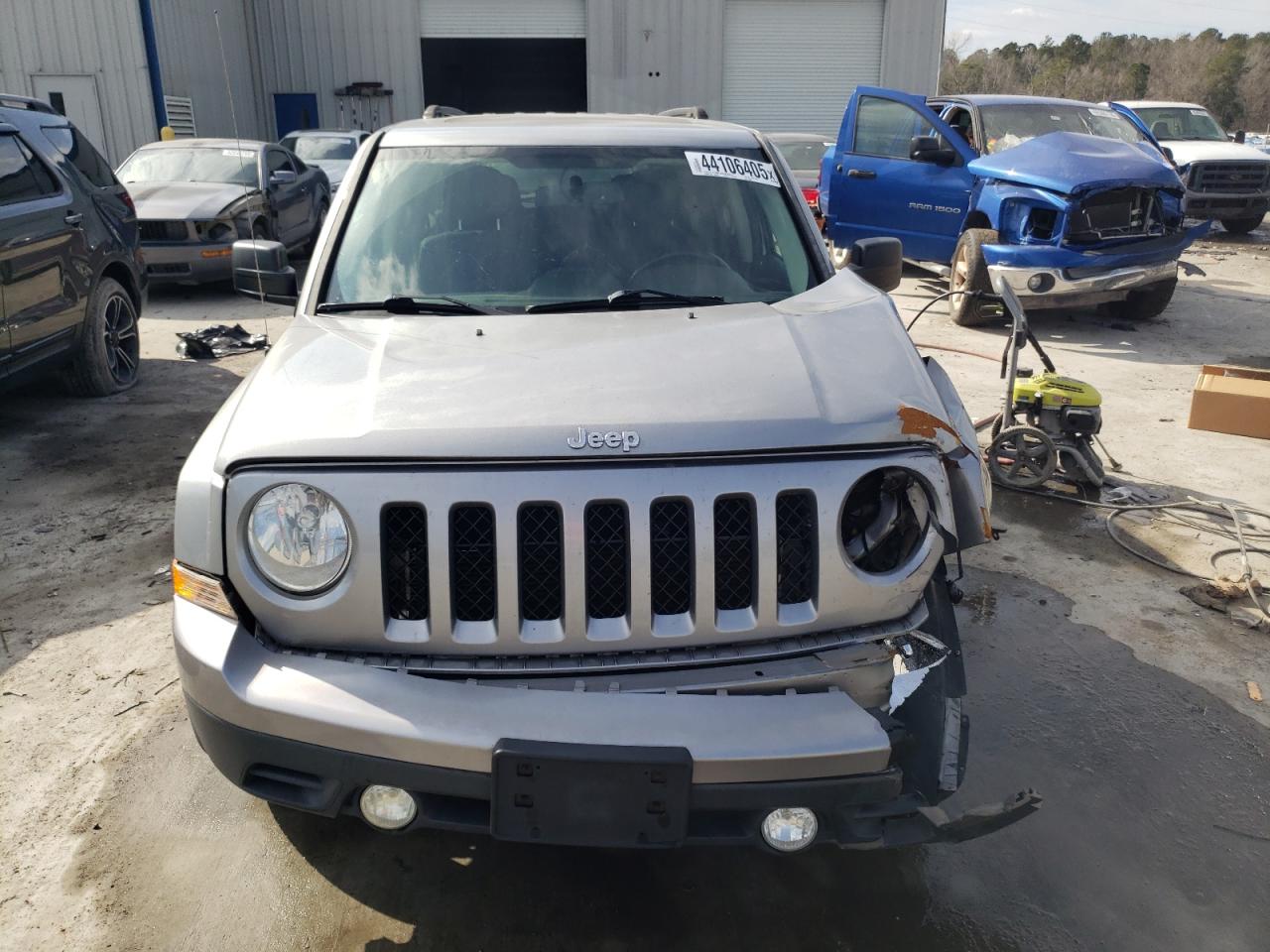 2015 Jeep Liberty (Patriot) - Image 5