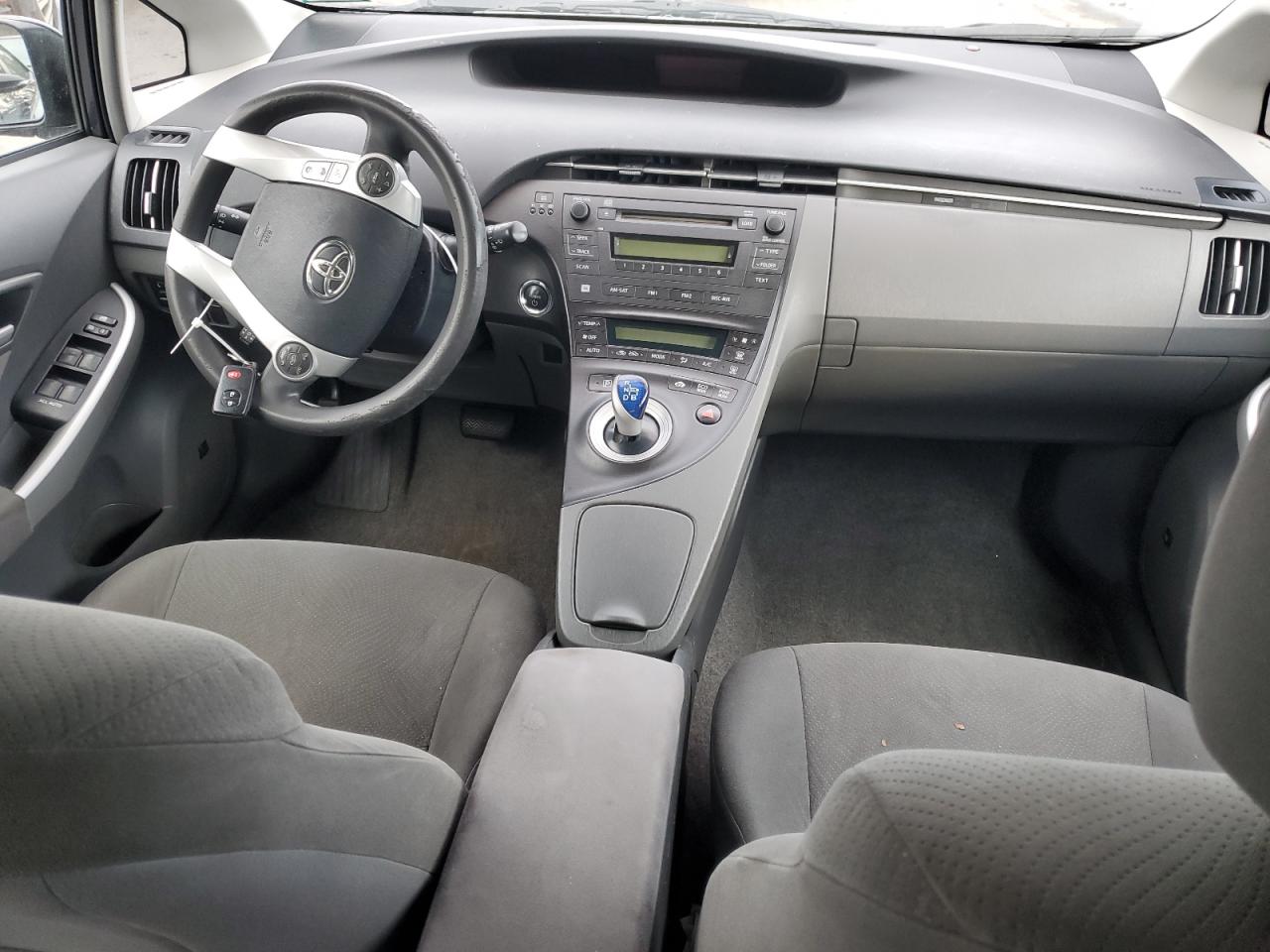 2010 Toyota Prius - Image 8