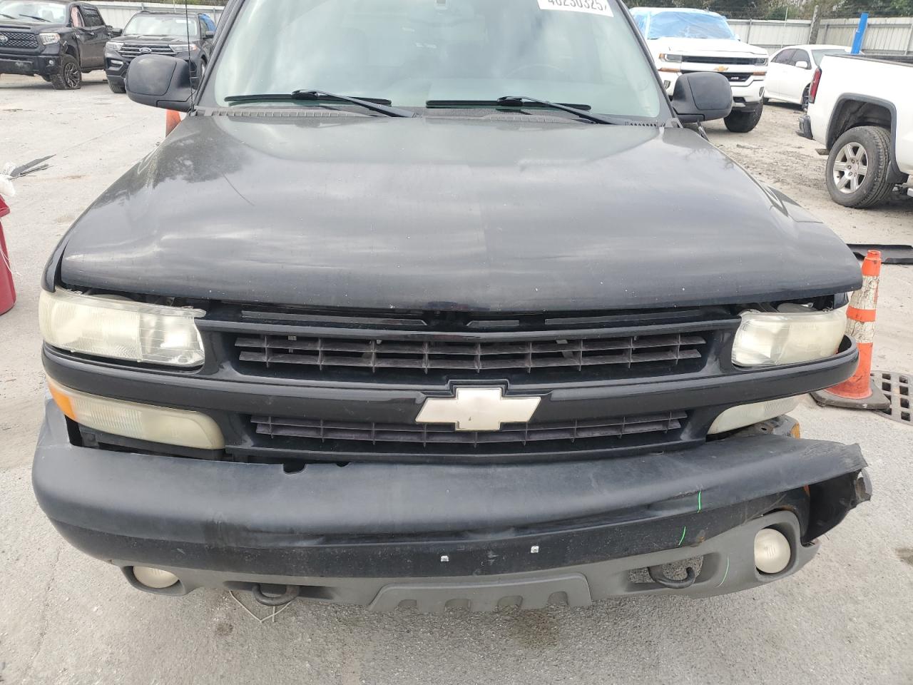 2006 Chevrolet Tahoe - Image 12