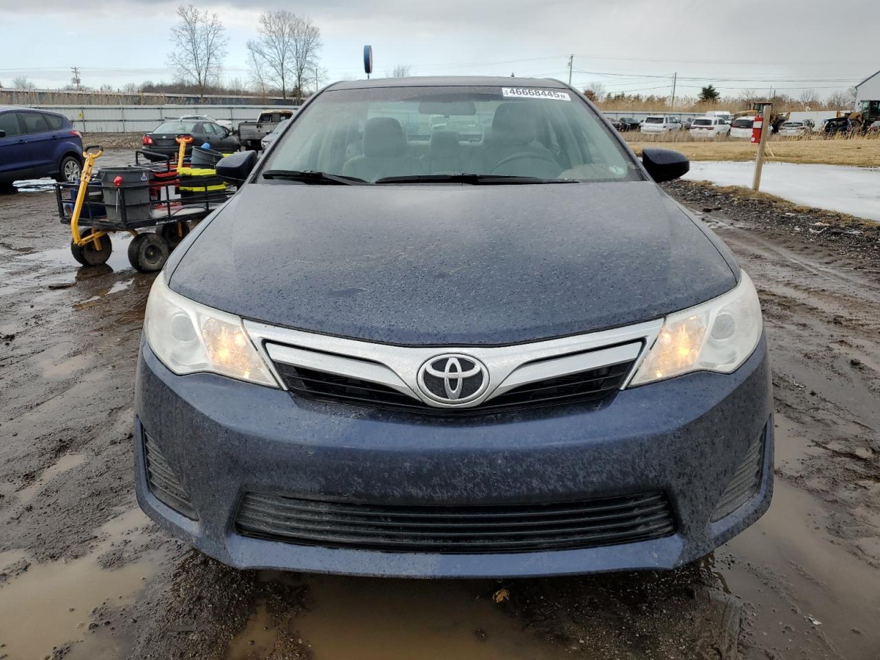 2014 Toyota Camry - Image 5