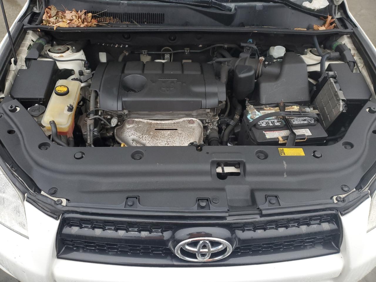 2012 Toyota RAV 4 - Image 12
