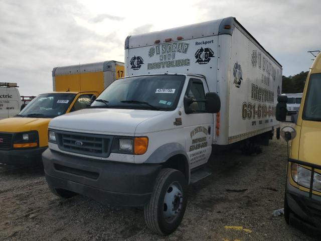 2003 Ford Econoline E550 Super Duty Cutaway Van