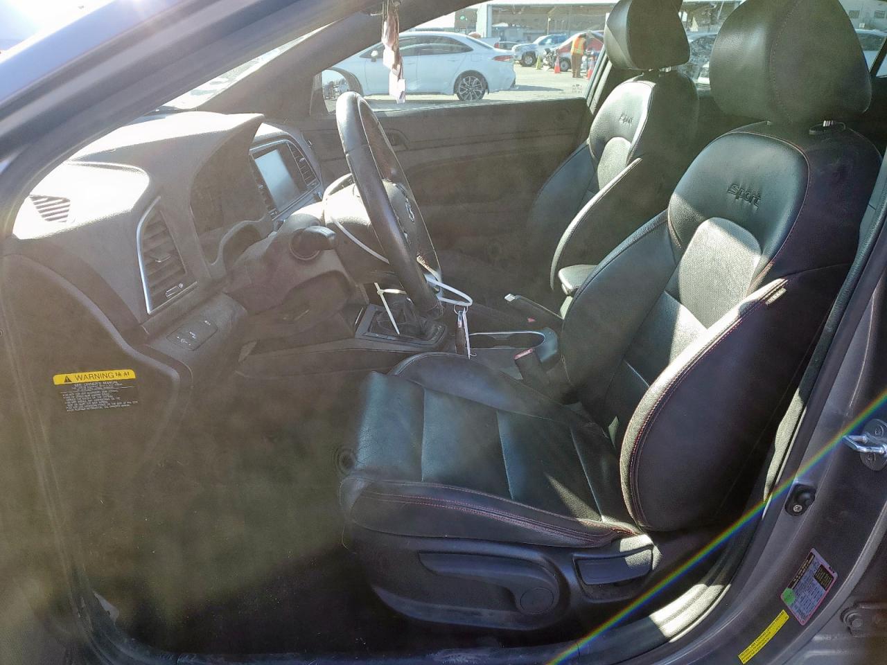 2017 Hyundai Elantra - Image 7