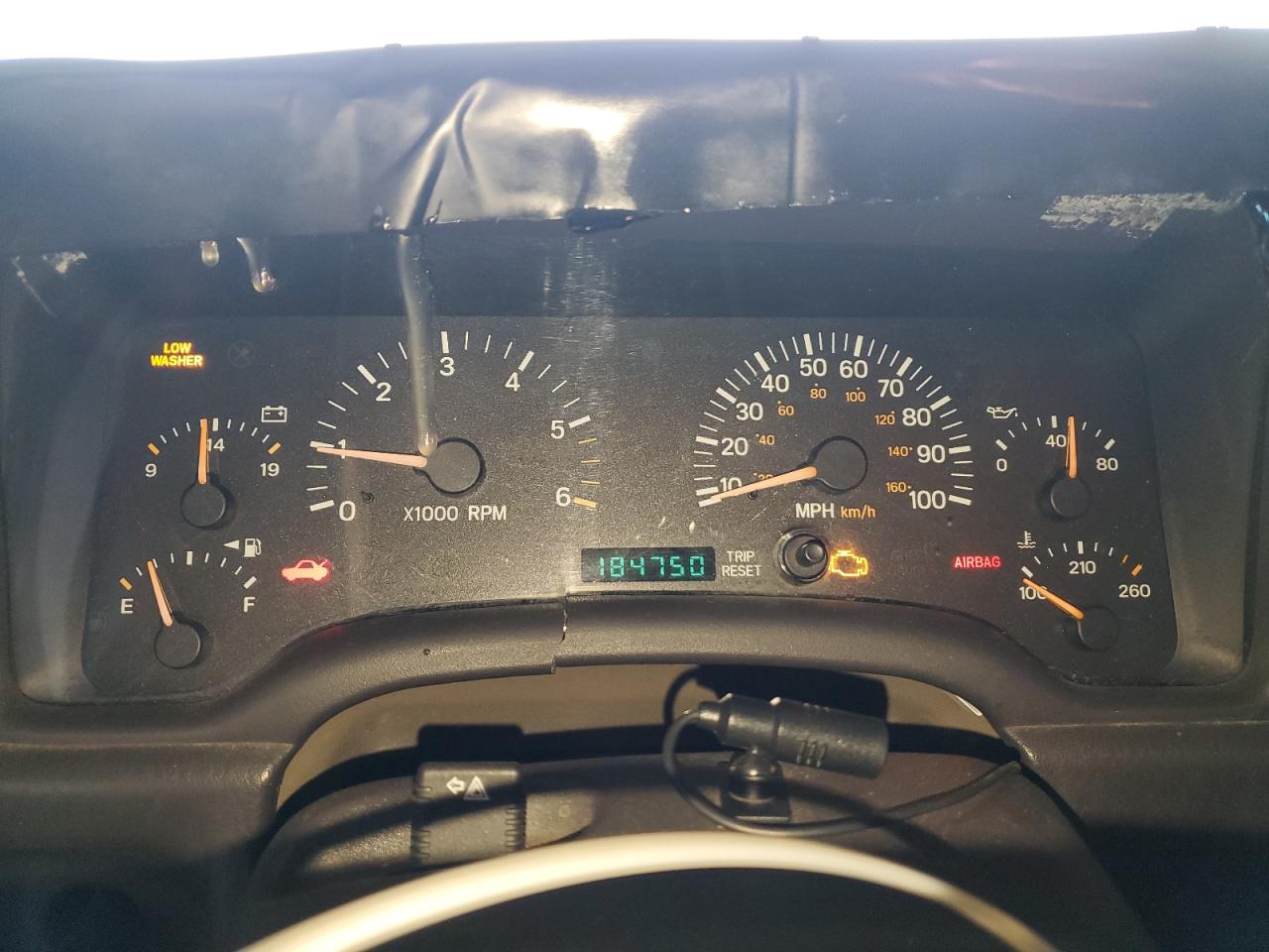 2001 Jeep Grand Cherokee - Image 9