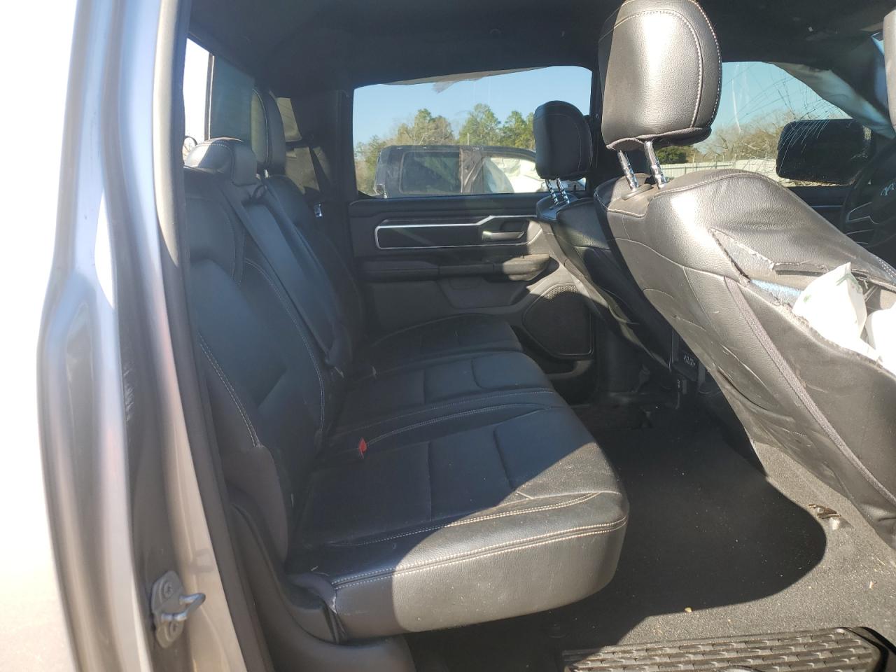 2019 RAM 1500 - Image 10