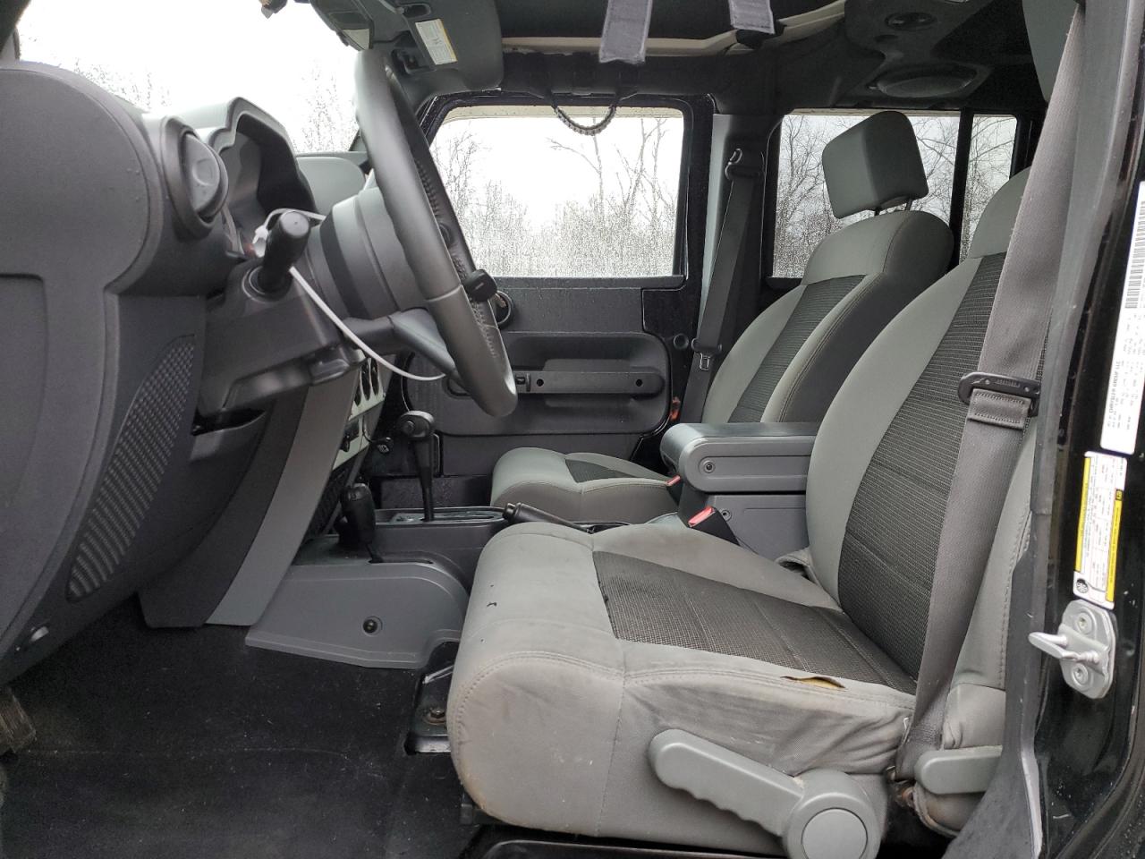 2010 Jeep Wrangler - Image 7