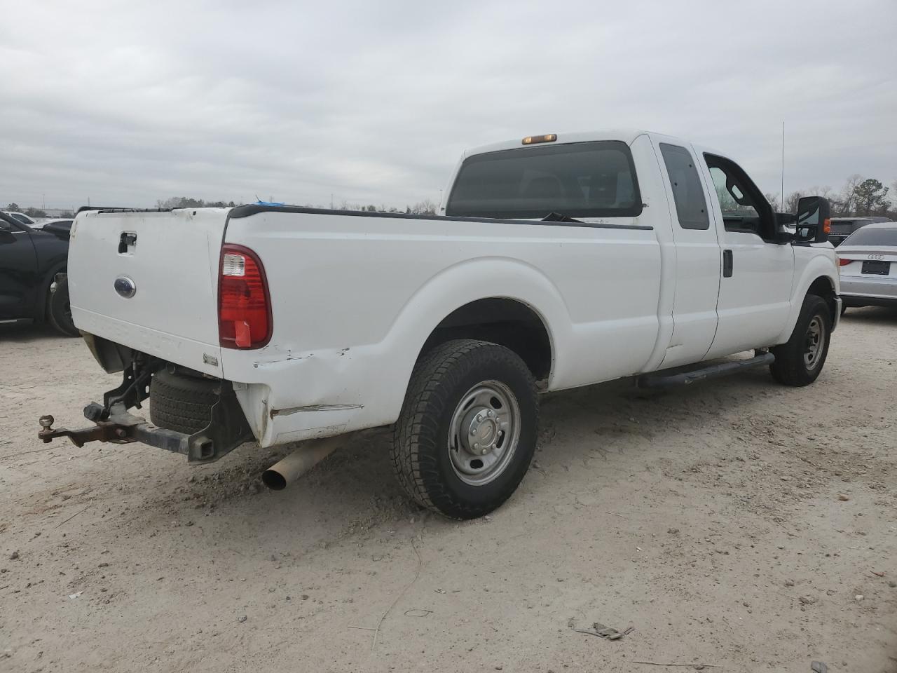 2011 Ford F250 - Image 3