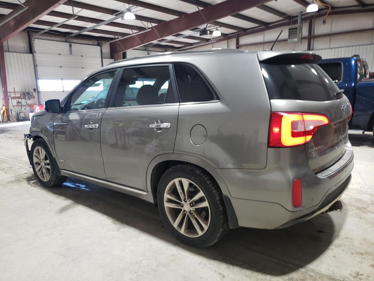 2014 Kia Sorento - Image 2