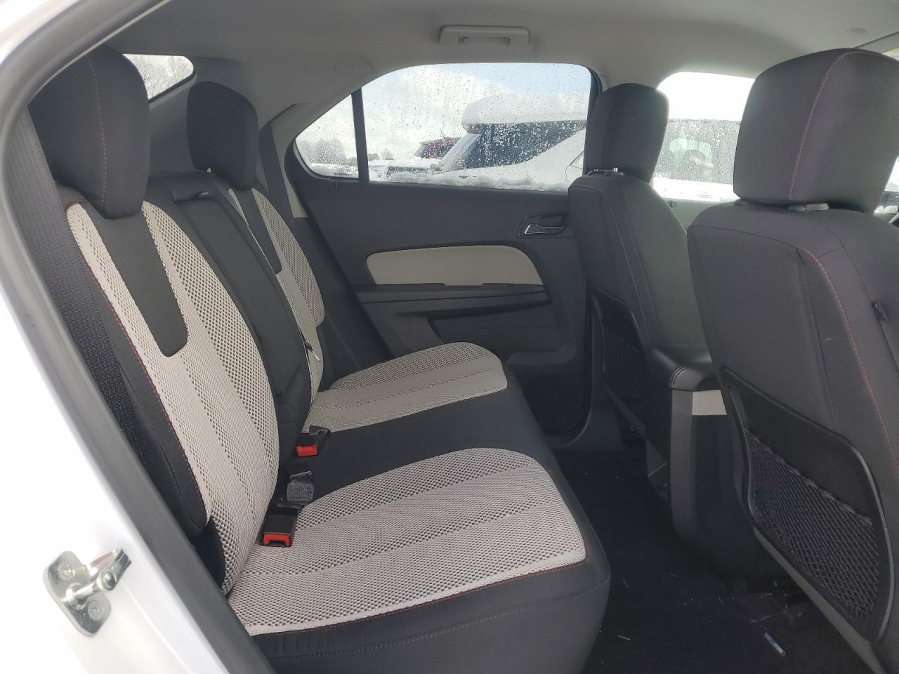 2016 Chevrolet Equinox - Image 11