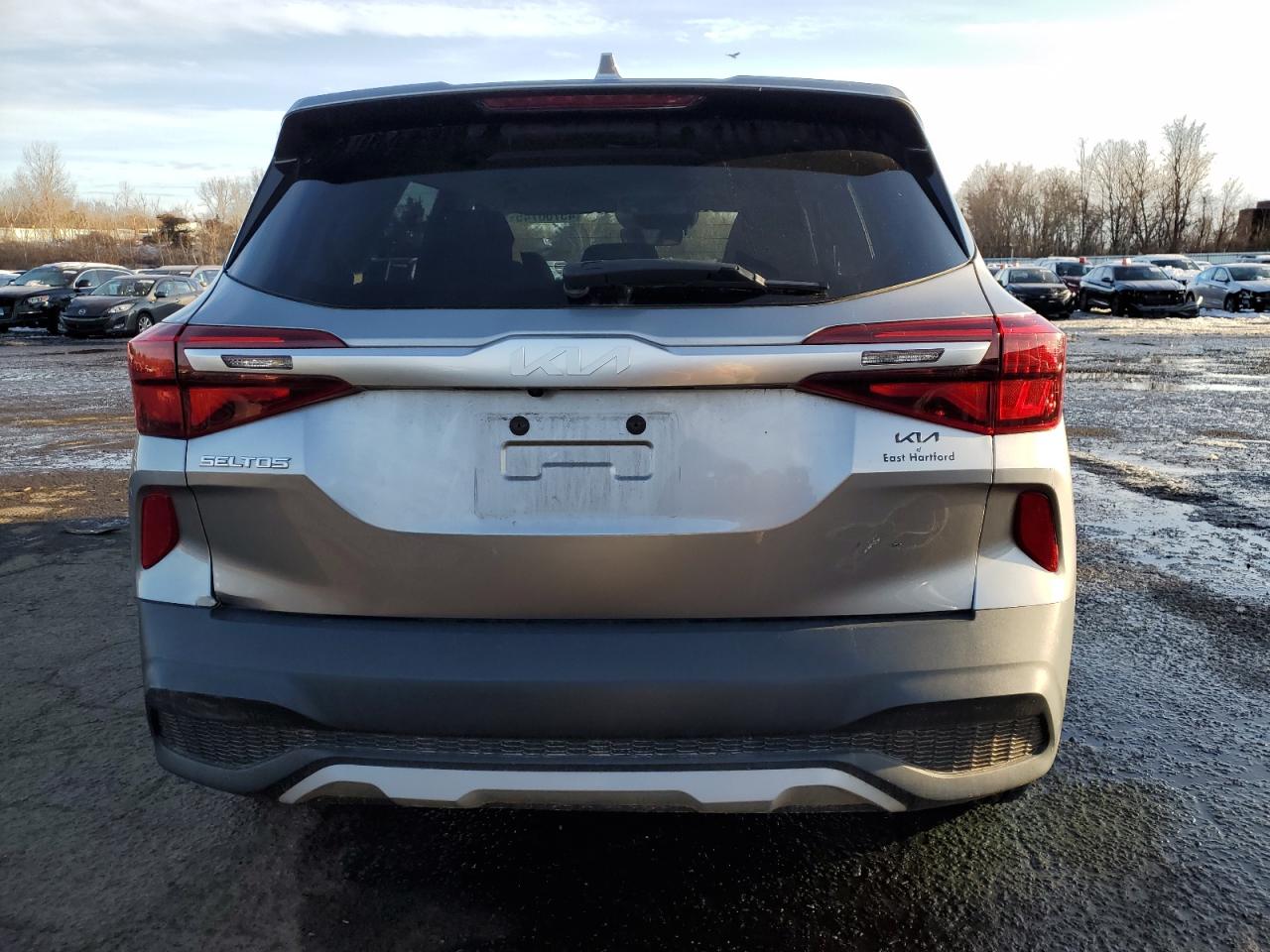 2022 Kia Seltos - Image 6