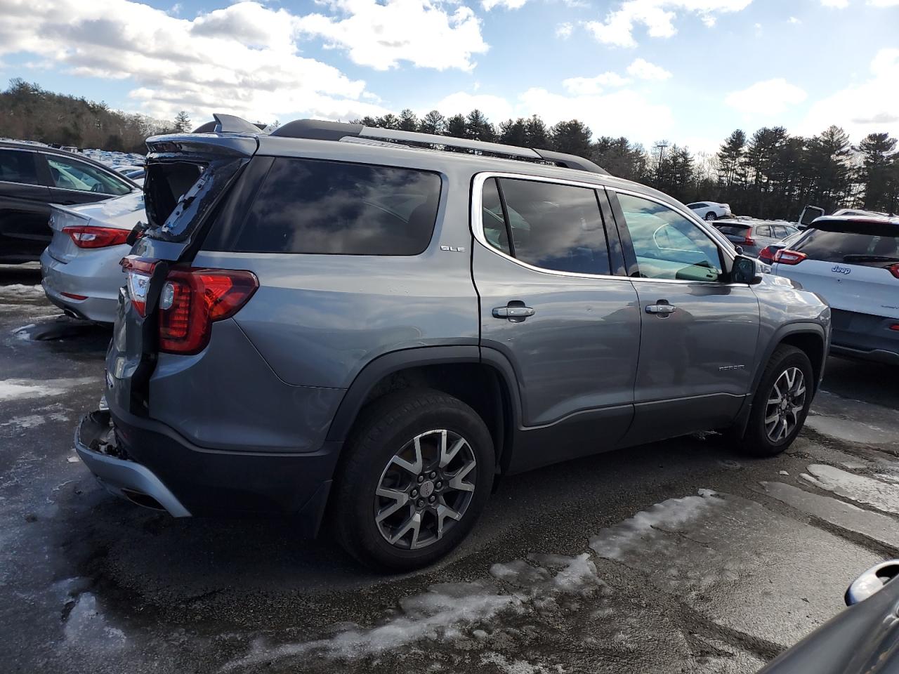 2020 GMC Acadia - Image 3