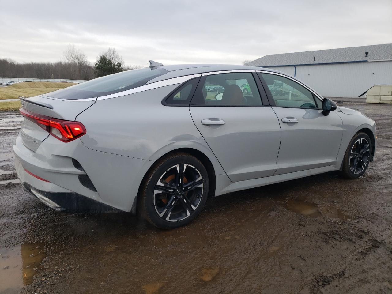 2024 Kia K5 - Image 3