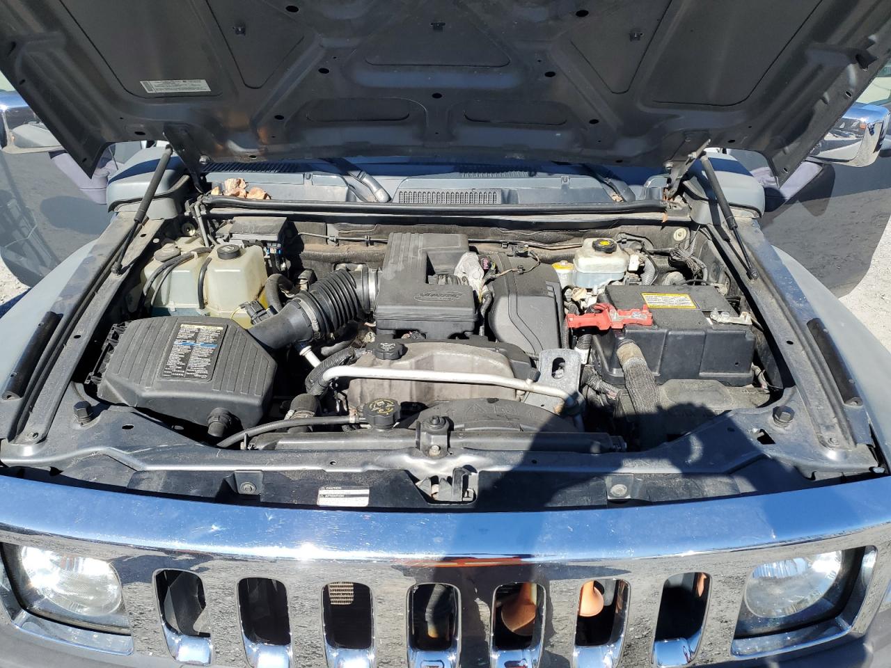 2008 Hummer H3 - Image 12